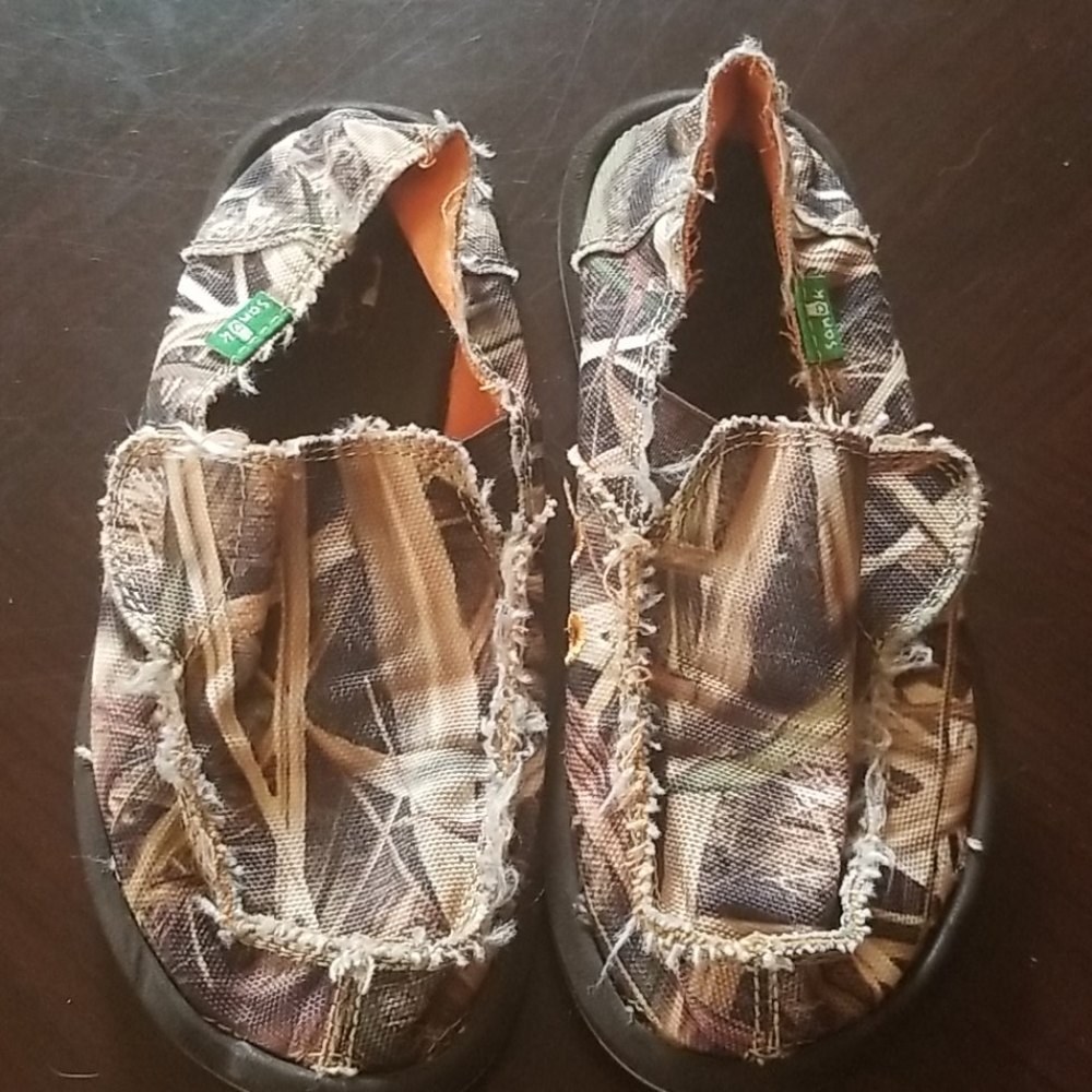 Sanuks